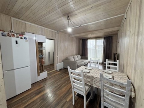 Дом 64м², участок 7 сот.