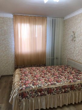 2-к квартира, 10/12 эт., 52м²