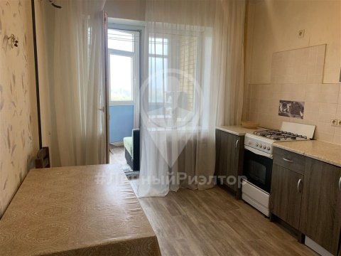 1-к квартира, 8/10 эт., 46м²