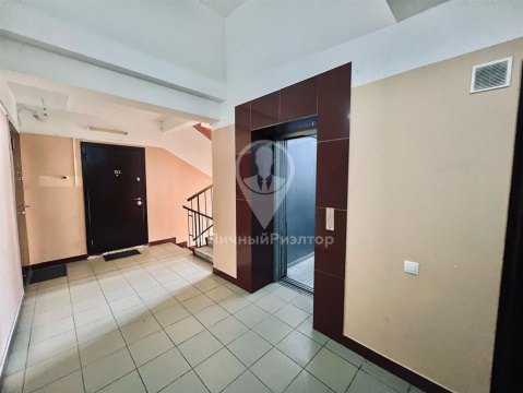 2-к квартира, 10/11 эт., 77м²